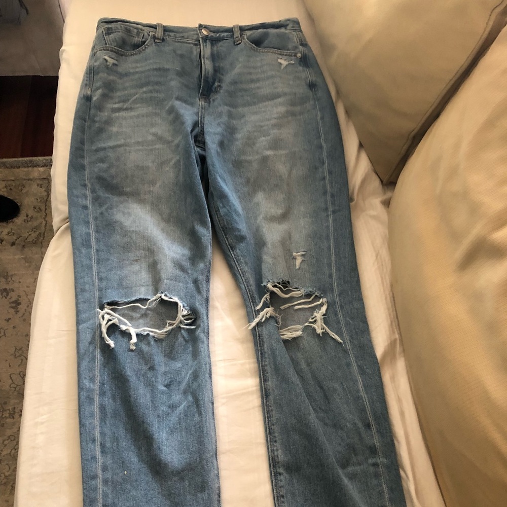 American Eagle distressed mom jeans